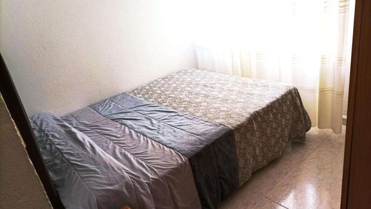 Garden Lodge Hostal Evencio Ribadavia Exterior photo
