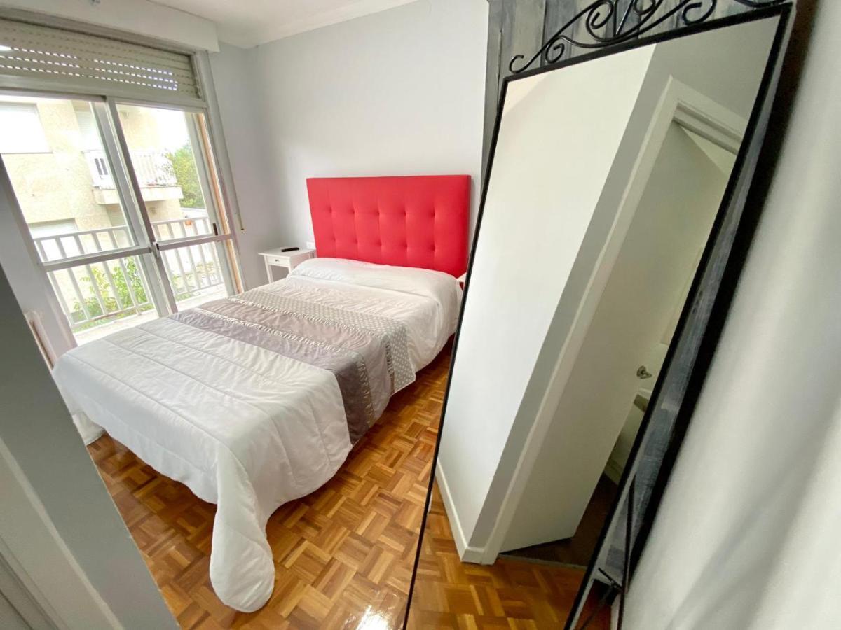 Garden Lodge Hostal Evencio Ribadavia Exterior photo